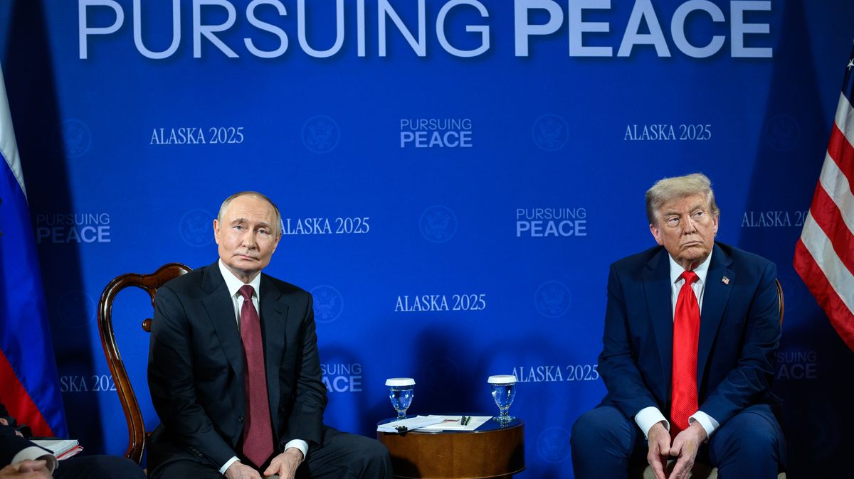 Trumpova snaha o brzké setkání s Putinem se komplikuje, uvádí CNN